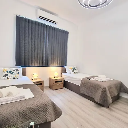 Friendly Family Luxury *